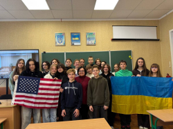 Перша онлайн-зустріч у новому навчальному році з учнями Caruso Middle School (Чикаго, США)