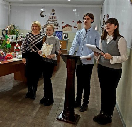 Вітаємо переможців міського етапу Всеукраїнської новорічно-різдвяної виставки «Новорічна композиція»