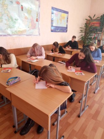 У колегіумі відбулася Всеукраїнська гра з англійської мови «Puzzle»
