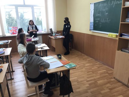 Зустріч учнів ліцею «Білоцерківський колегіум» із інспектором ювенальної превенції