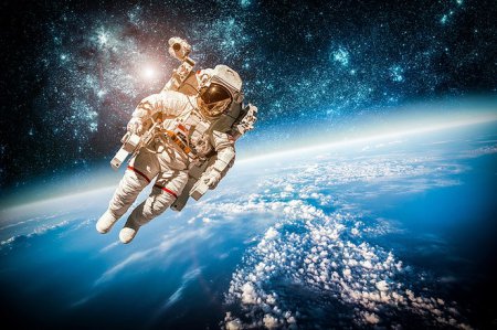 12 квітня - Всесвітній день авіації і космонавтики