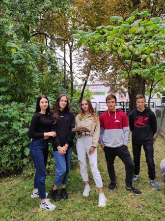 Учні ліцею «Білоцерківський колегіум» продовжують висаджувати дерева в рамках акції «Зростаємо разом»