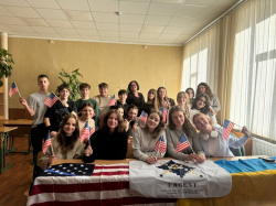 Онлайн-зустріч через океан: ліцеїсти «Колегіуму» поспілкувалися з учнями зі США