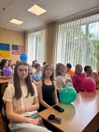 Գ           Caruso Middle School ()