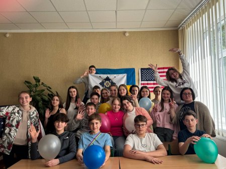 Գ           Caruso Middle School ()