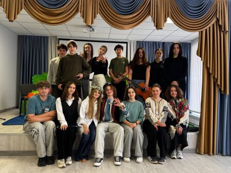 Творчий підсумок у білінгвальному класі